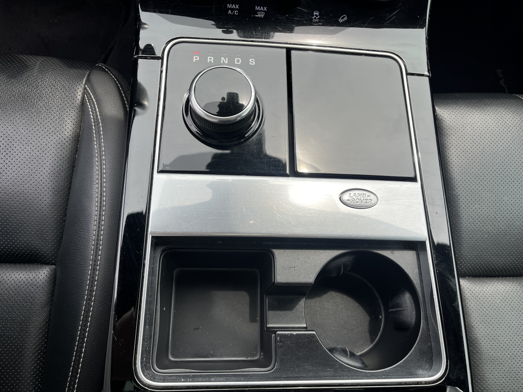 Land Rover Range Rover Velar — 12