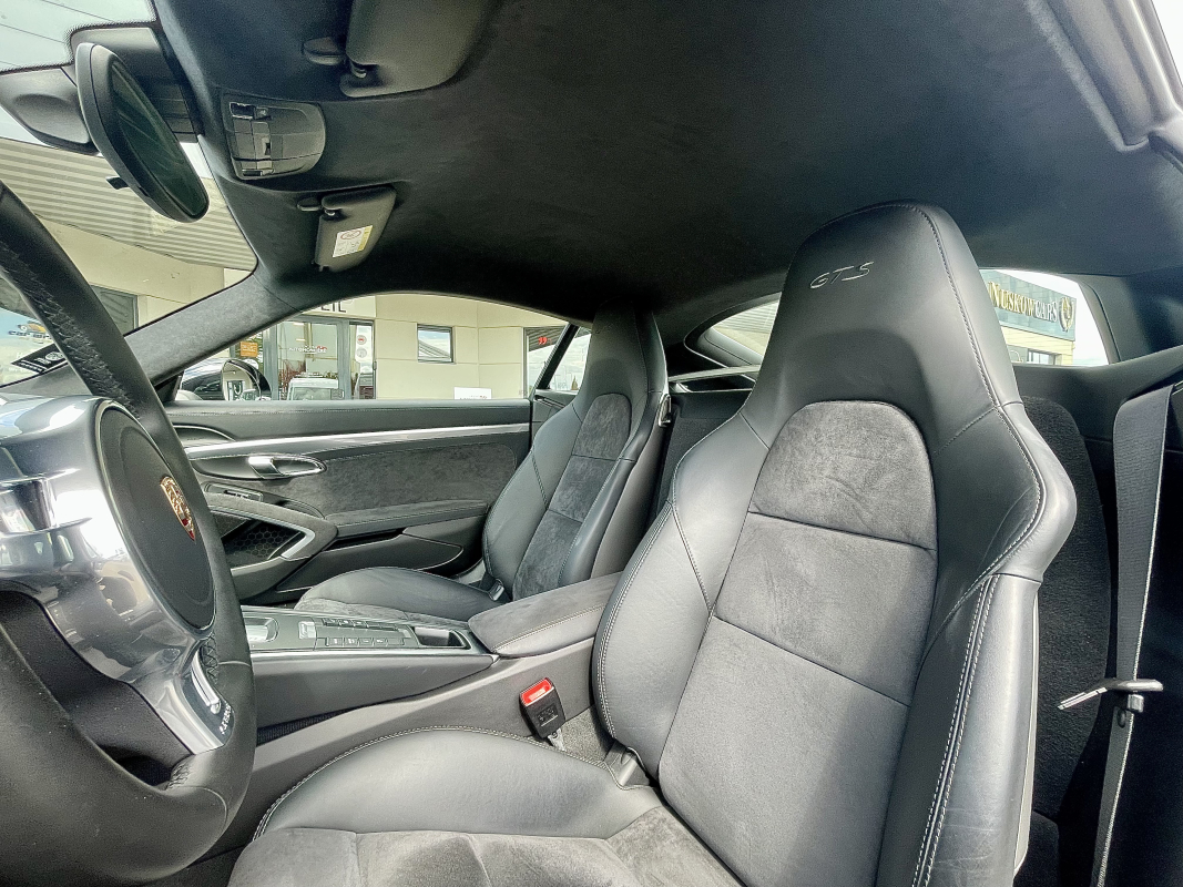 Porsche Cayman — 25