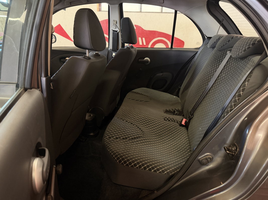 Nissan Micra — 14