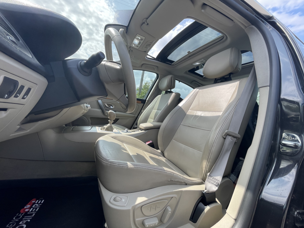 Renault Laguna — 13