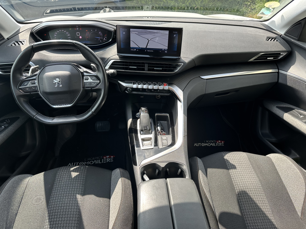Peugeot 3008 — 17