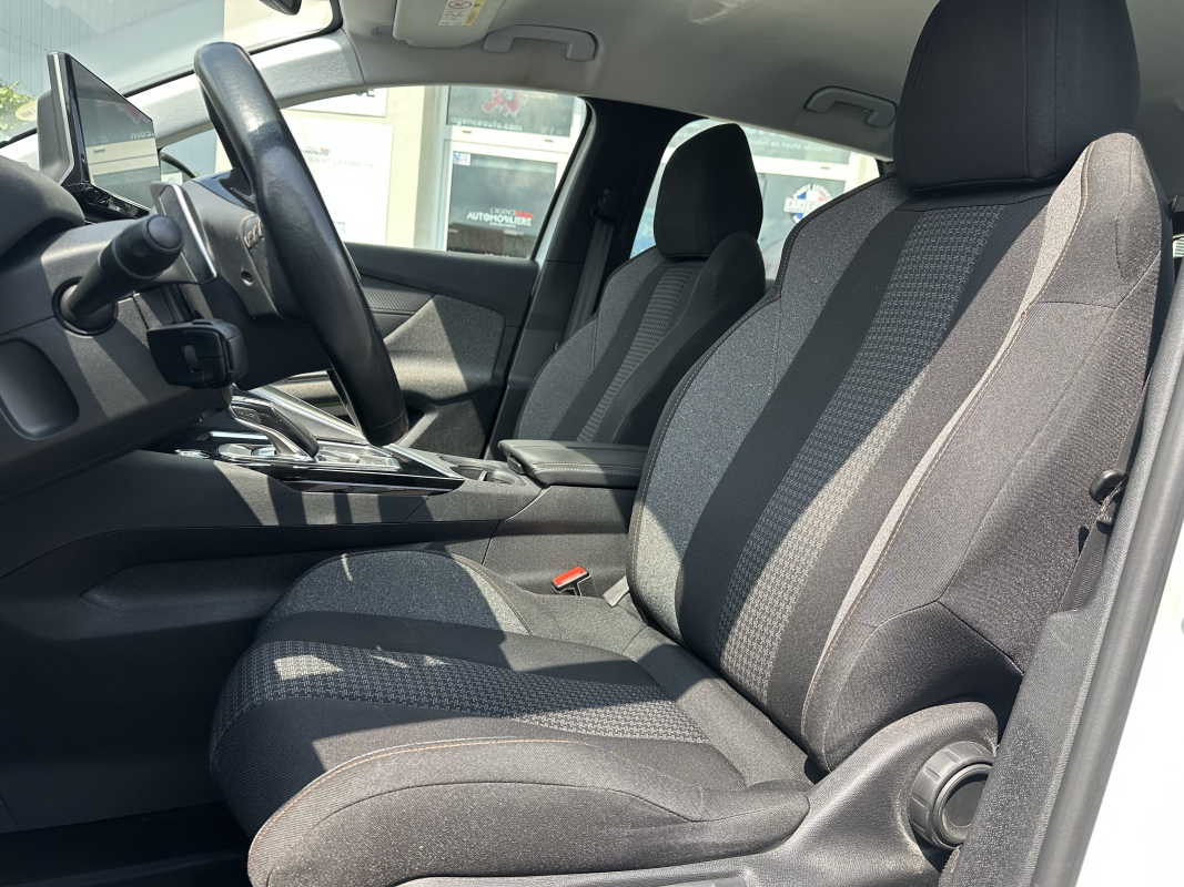 Peugeot 3008 — 10