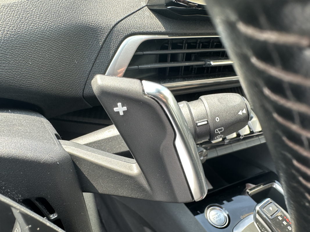 Peugeot 3008 — 25