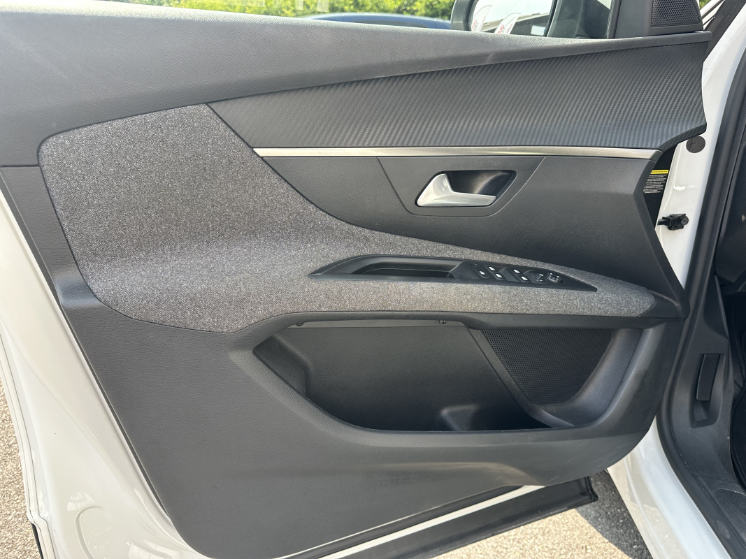 Peugeot 3008 — 35