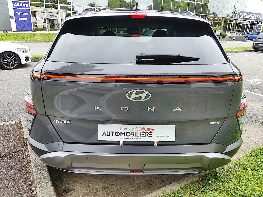 Hyundai KONA — 4