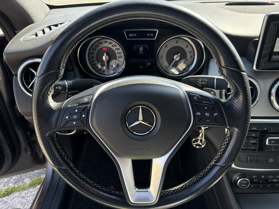 Mercedes Classe CLA — 14