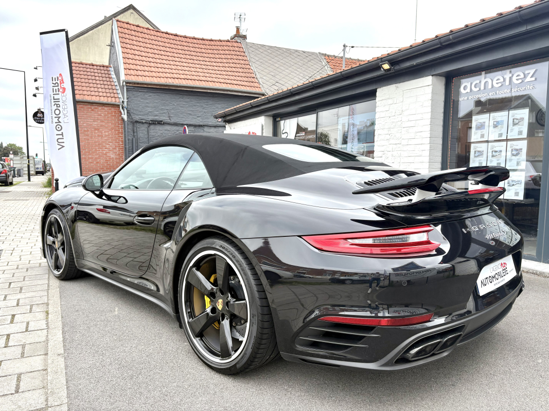 Porsche 911 — 3