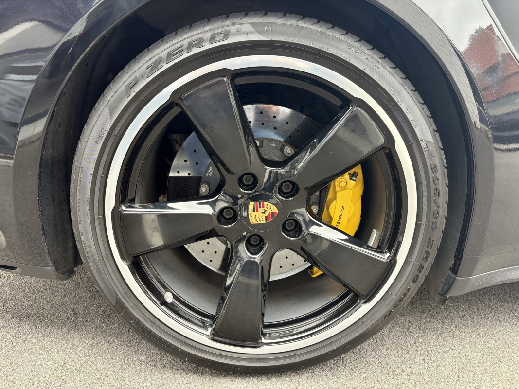 Porsche 911 — 38