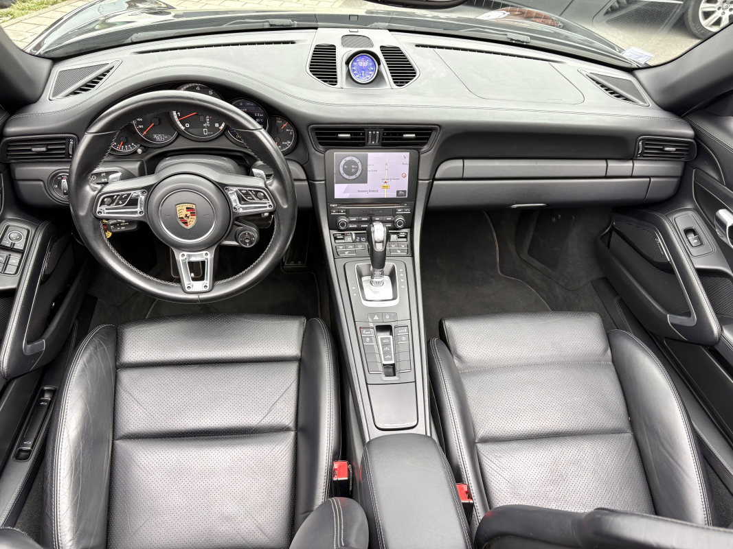 Porsche 911 — 10