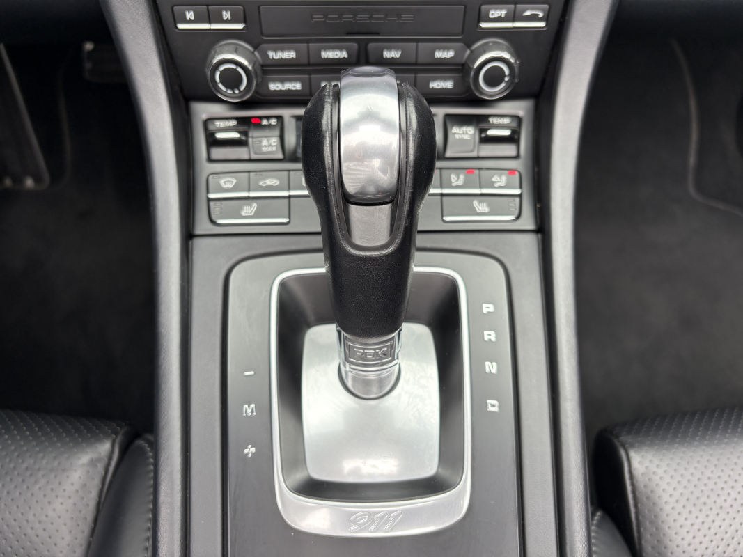 Porsche 911 — 18