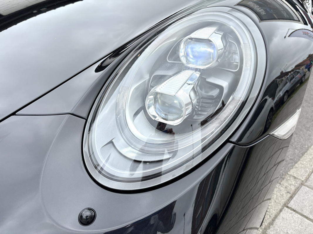 Porsche 911 — 35