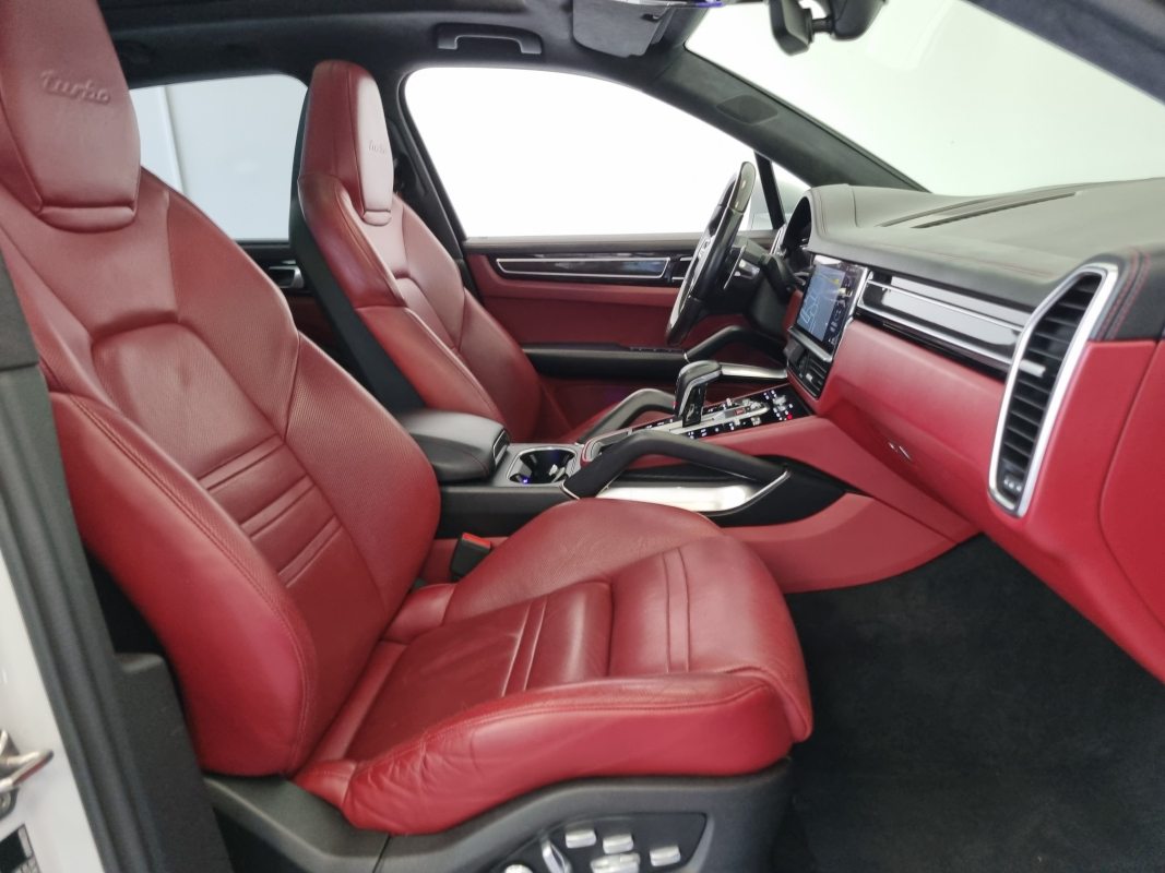 Porsche Cayenne — 29