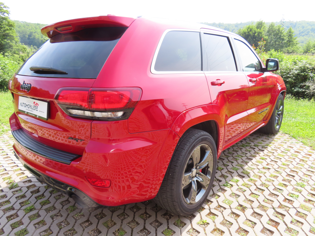 Jeep Grand Cherokee — 4
