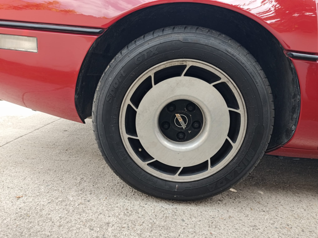 Chevrolet Corvette — 28