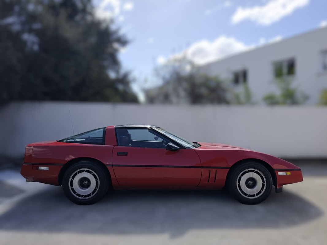 Chevrolet Corvette — 6