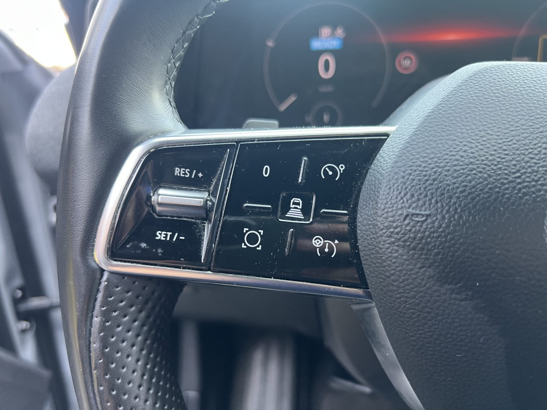 Renault Megane — 16
