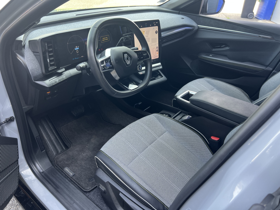 Renault Megane — 11
