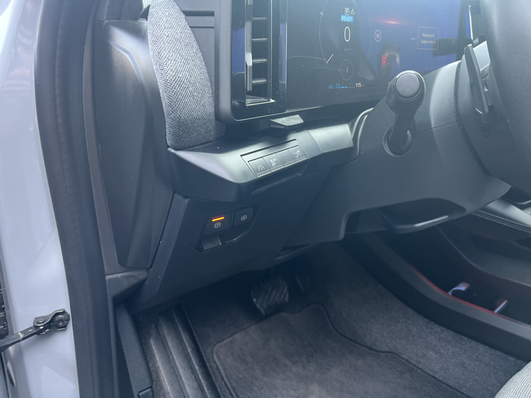 Renault Megane — 14
