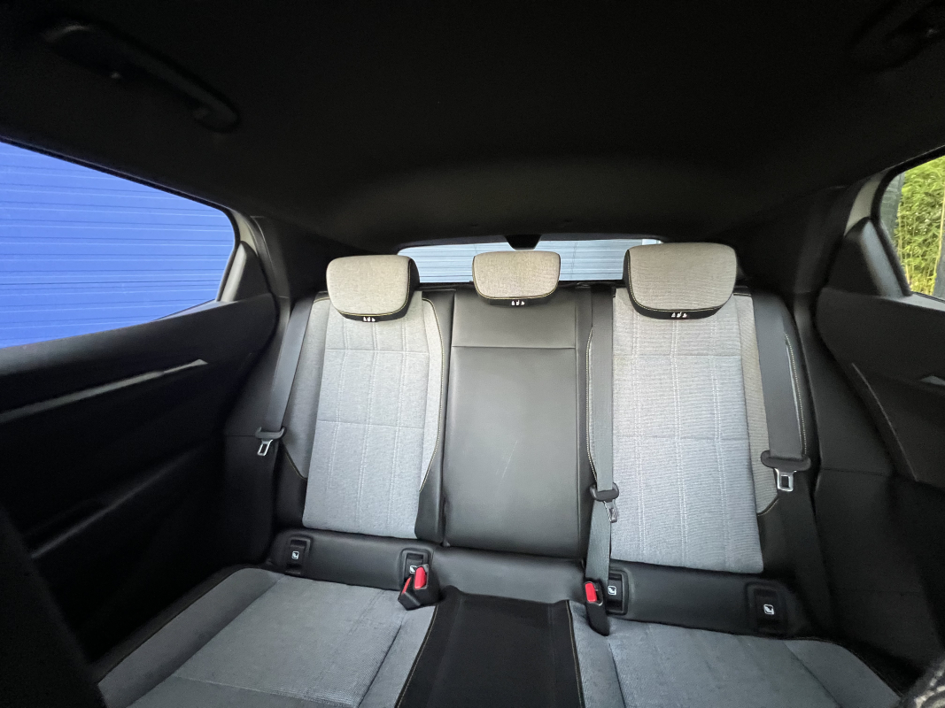 Renault Megane — 24