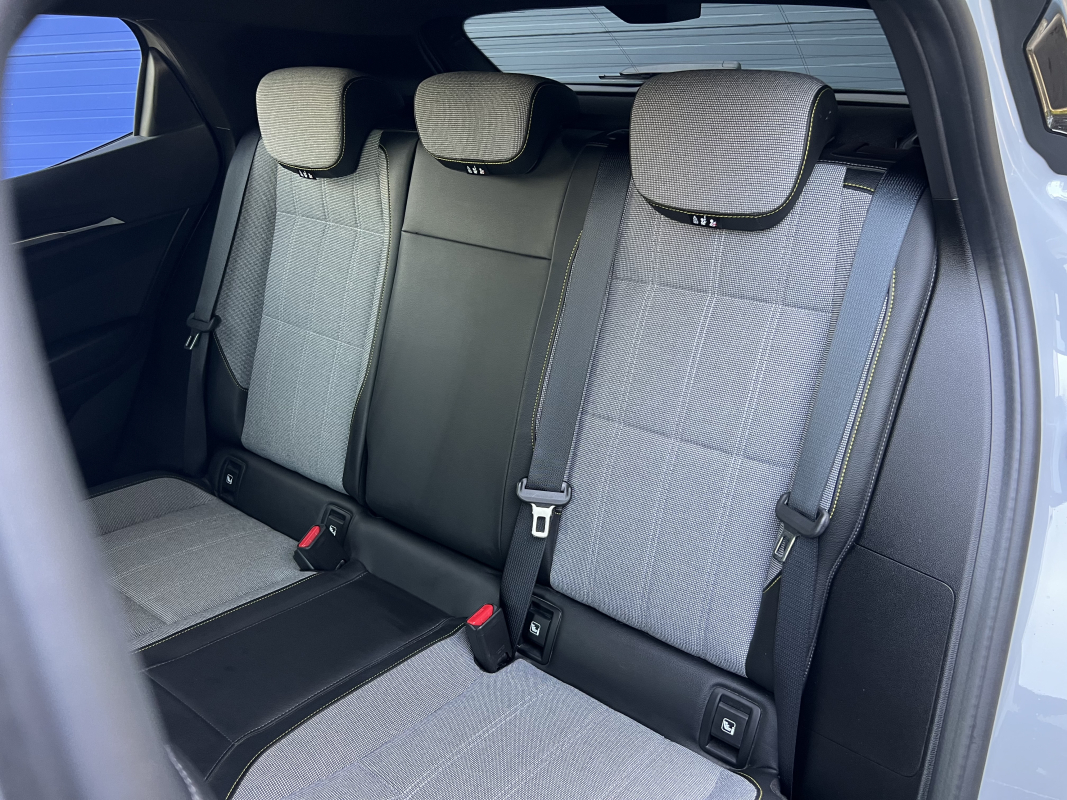 Renault Megane — 25