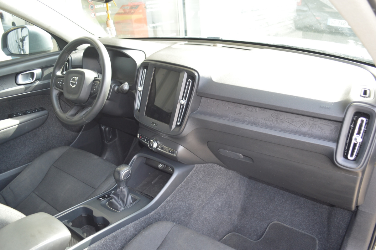 Volvo XC40 — 11