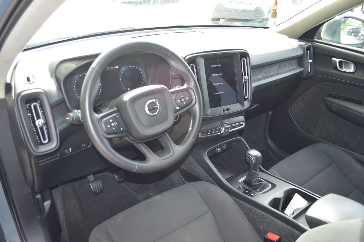 Volvo XC40 — 17