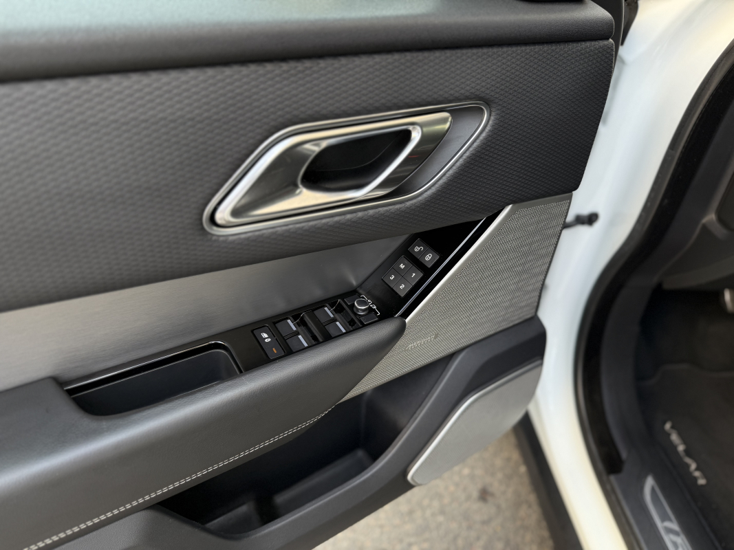 Land Rover Range Rover Velar — 8