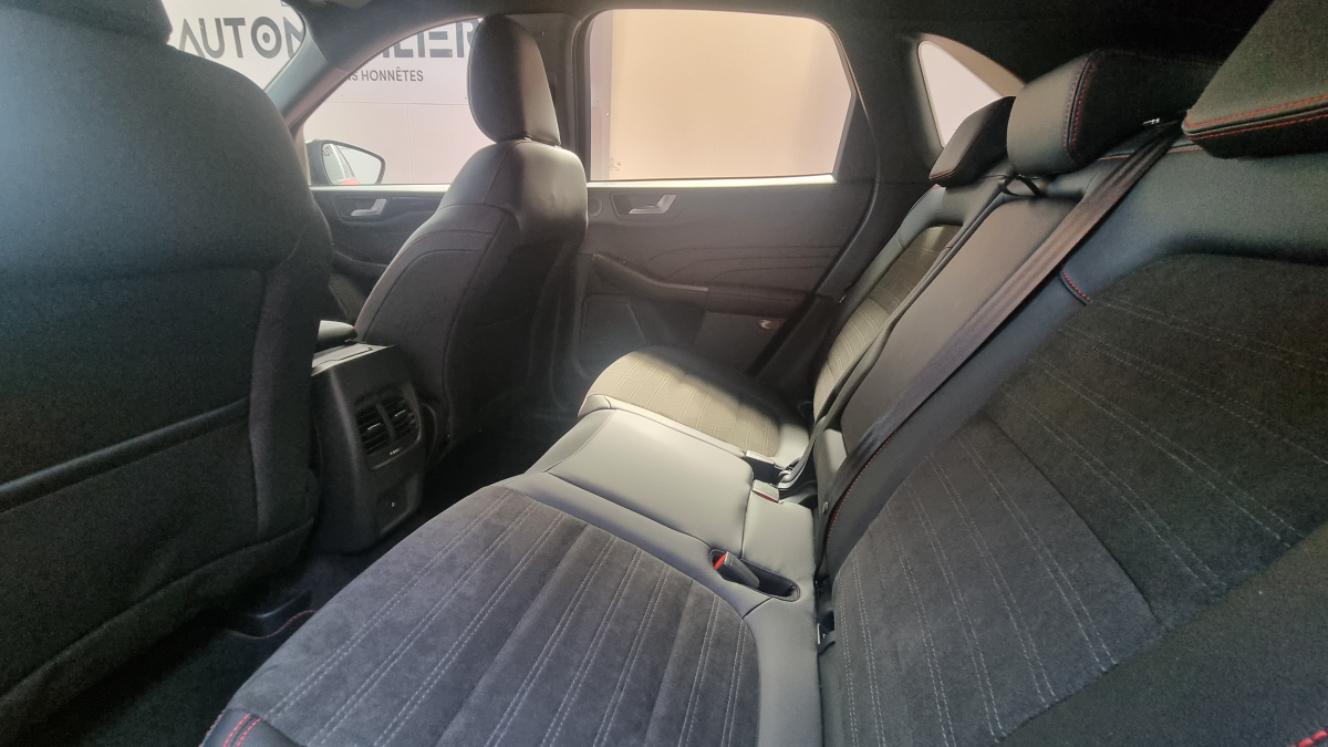 Ford Kuga — 36