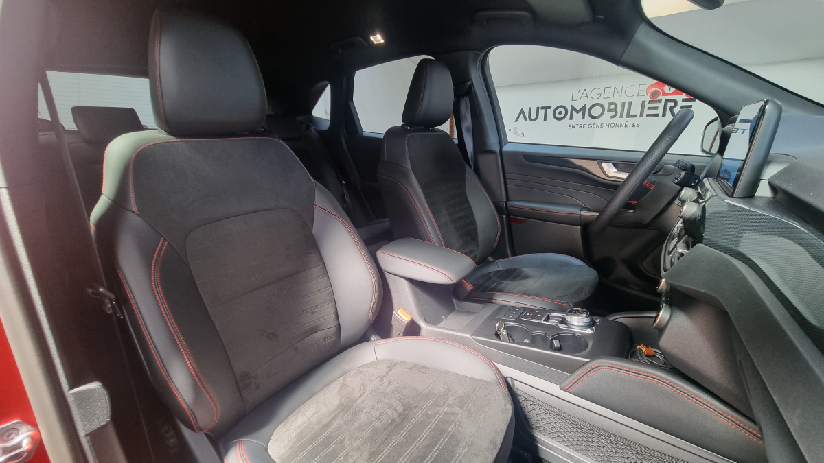 Ford Kuga — 13