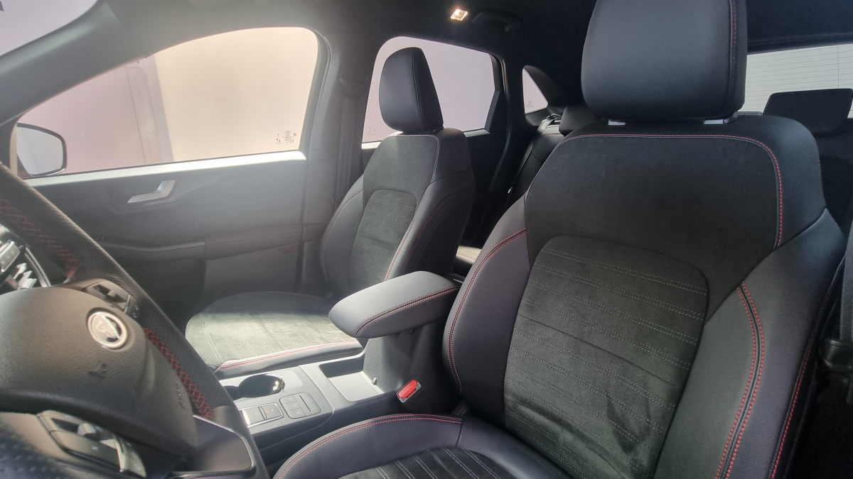 Ford Kuga — 12