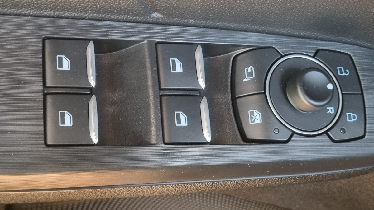 Ford Kuga — 32
