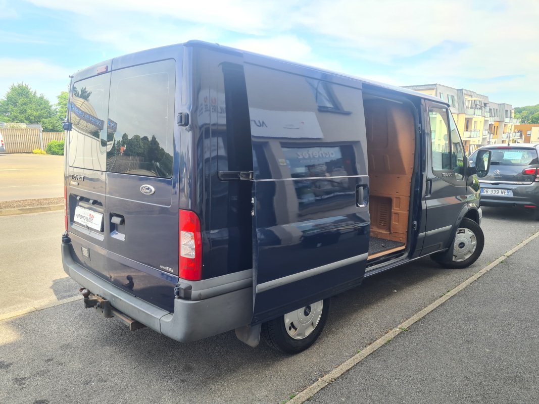 Ford Transit — 7
