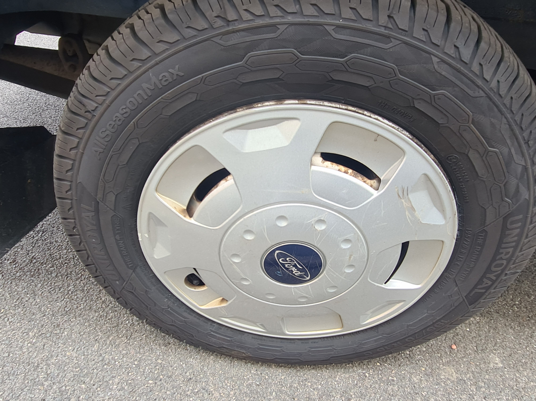 Ford Transit — 34