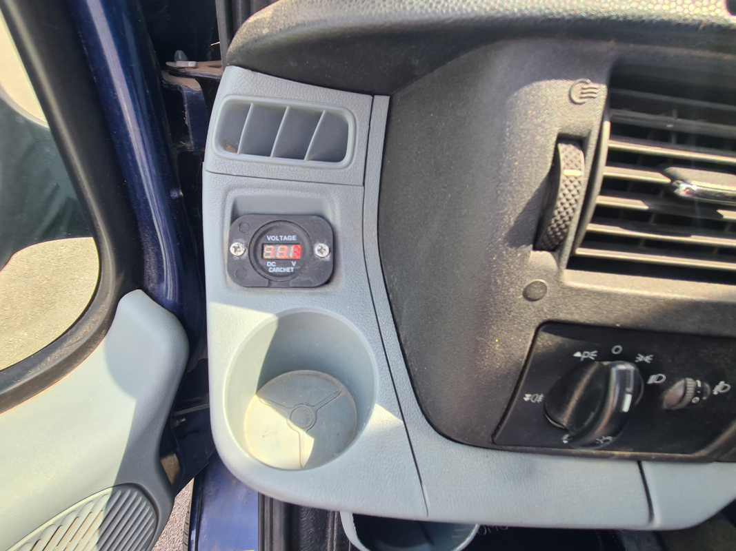 Ford Transit — 25