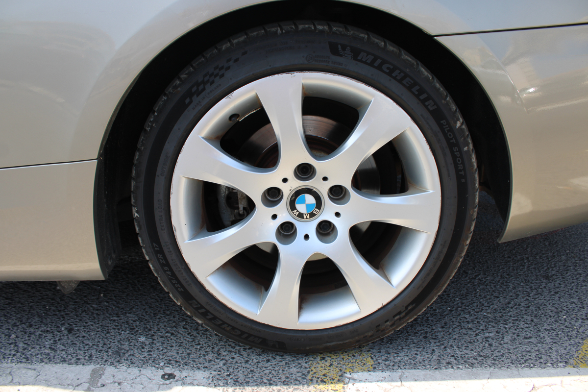 Bmw Série 3 — 24
