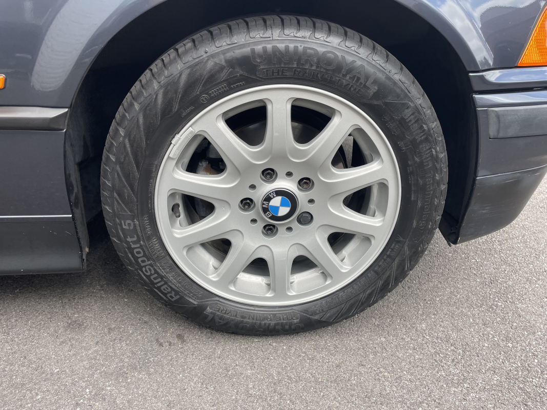 Bmw Série 3 — 22