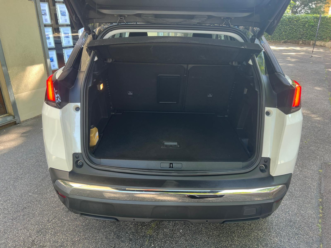 Peugeot 3008 — 36