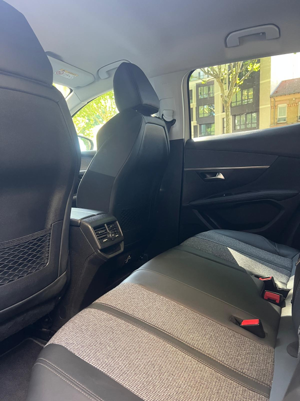 Peugeot 3008 — 14