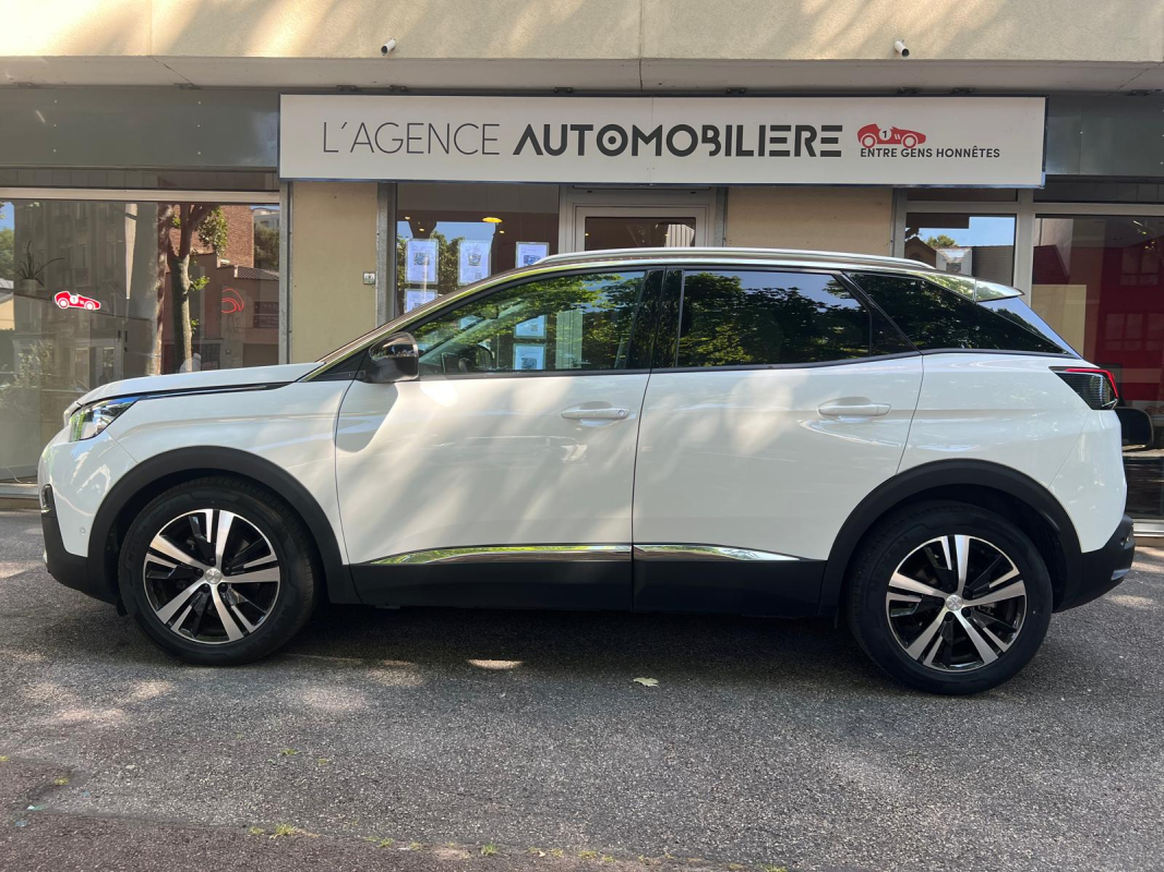 Peugeot 3008 — 18
