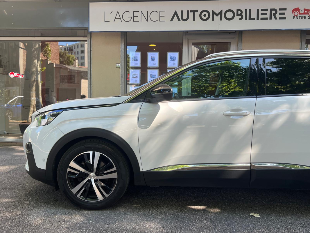 Peugeot 3008 — 19