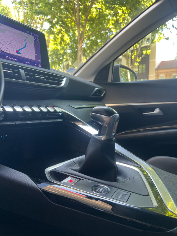Peugeot 3008 — 9
