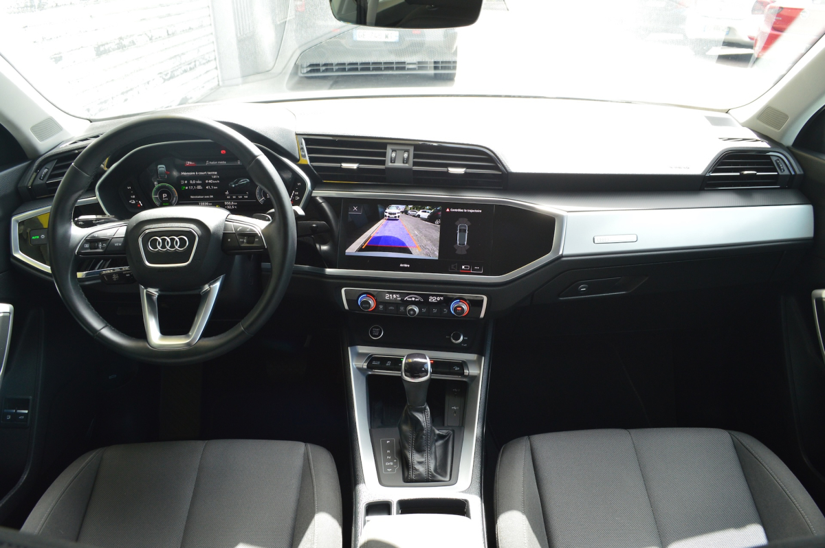 Audi Q3 Sportback — 9