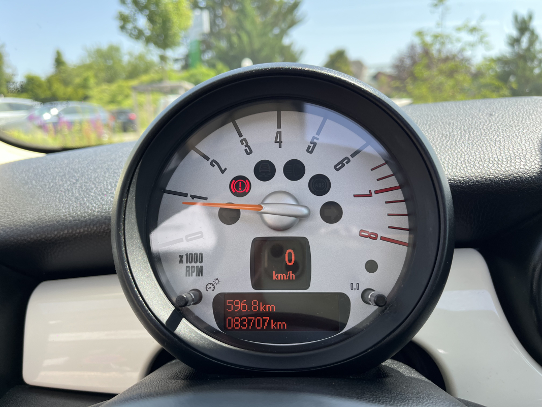 Mini Clubman — 10
