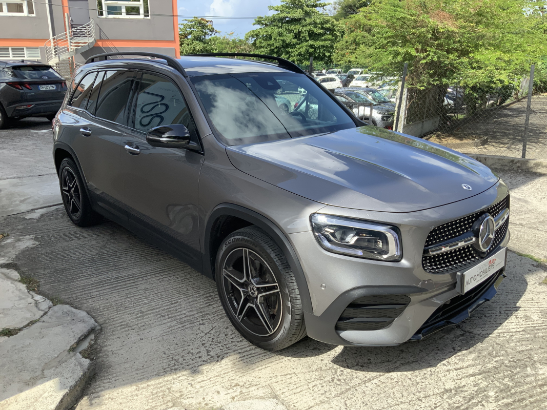 Mercedes GLB — 8
