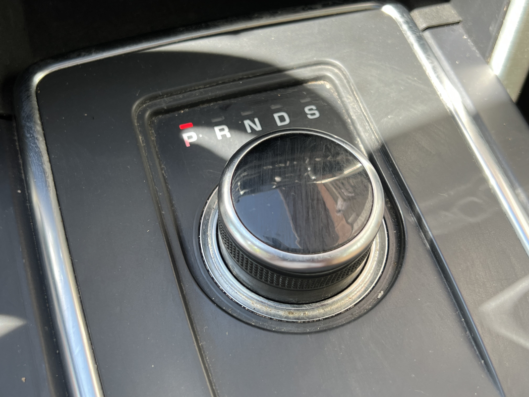 Land Rover Discovery Sport — 27