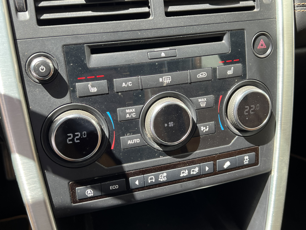 Land Rover Discovery Sport — 18