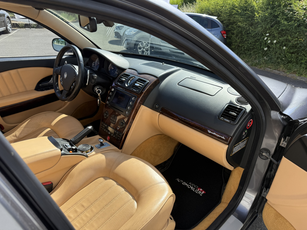Maserati Quattroporte — 11
