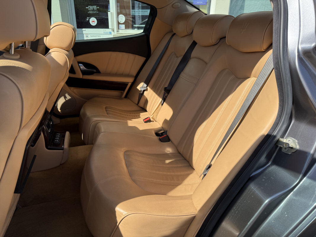 Maserati Quattroporte — 17