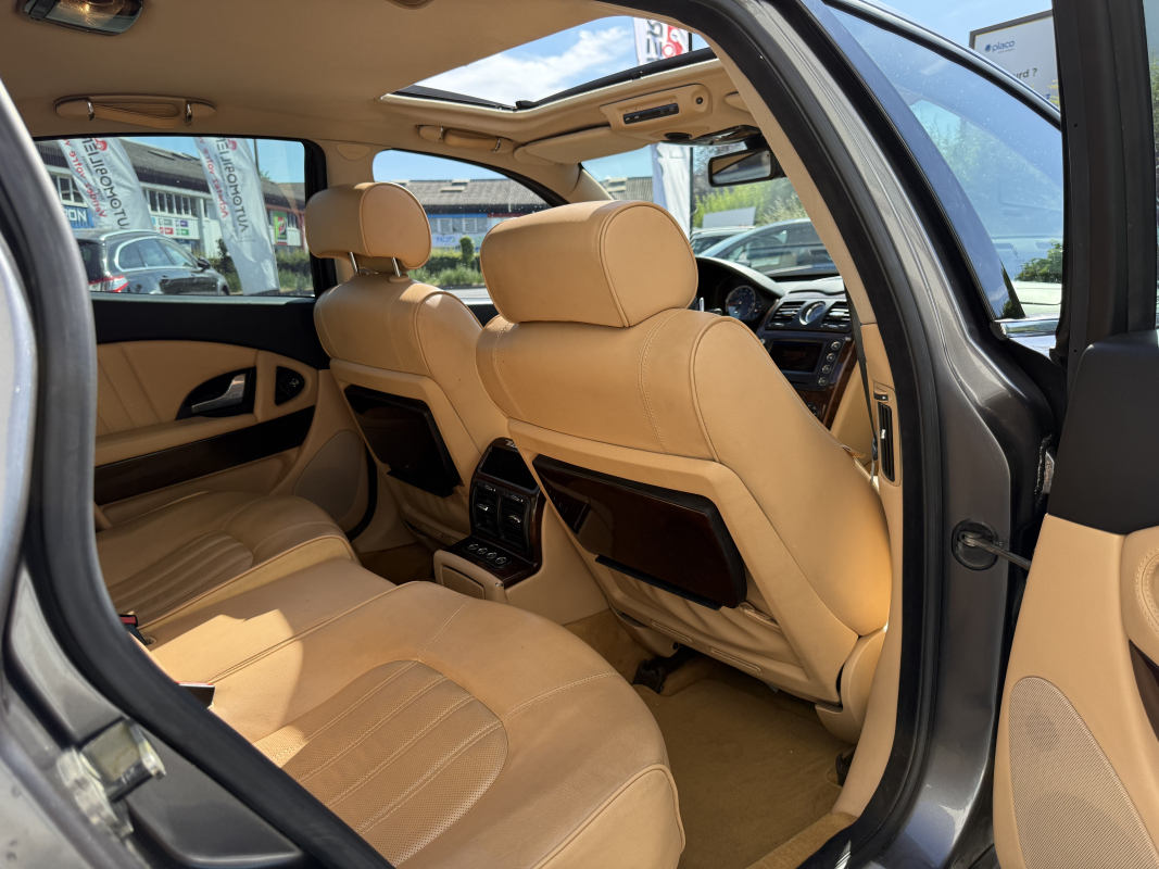 Maserati Quattroporte — 13