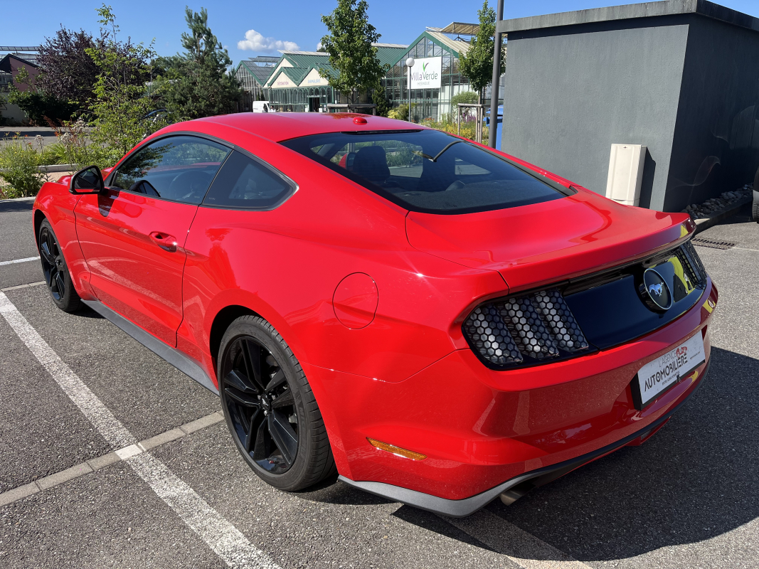 Ford Mustang — 5